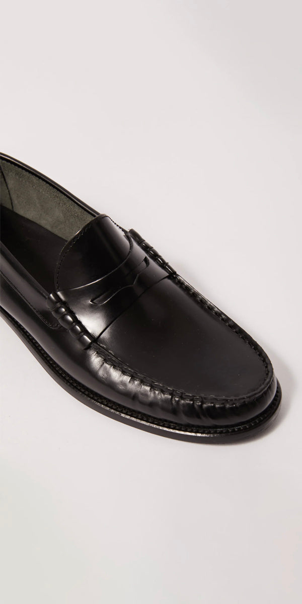 Millwoods Penny Loafer in Black